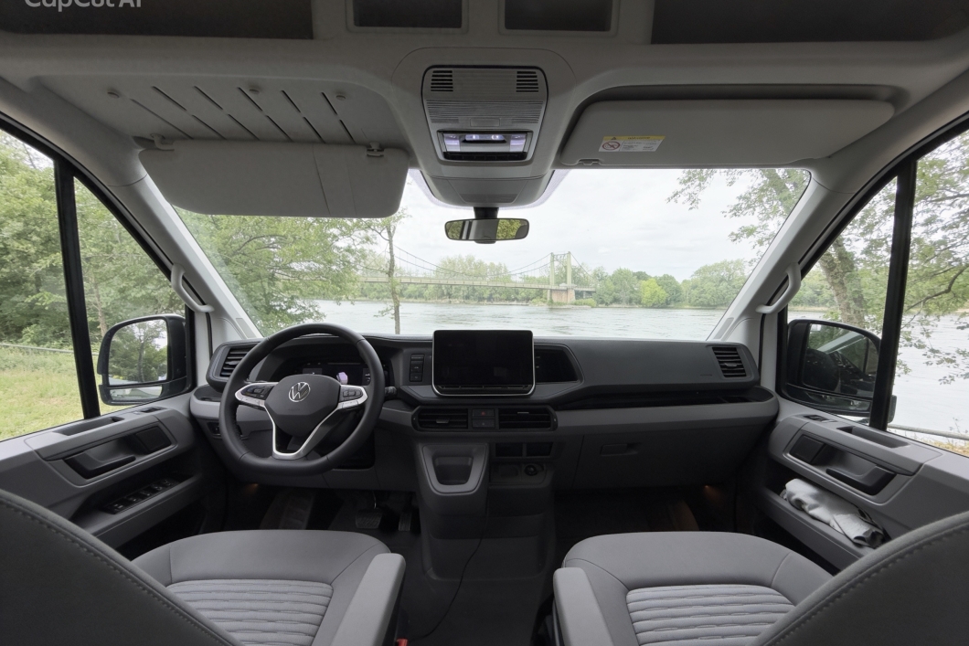 Volkswagen Grand California Blanc
